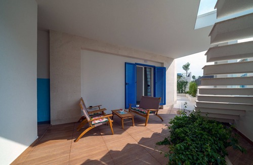 Drobnici House | Modern vacation villa with pool/air conditioning in Blizikuce/Budva/Montenegro