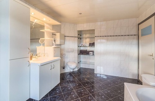 Municipality of Leudal Apartment | Modern, very spacious apartment for up to 6 adults