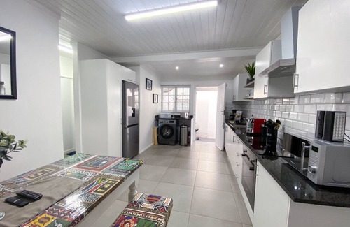 Observatory House | Modern Victorian 4 bedroom home in trendy Observatory, Cape Town.