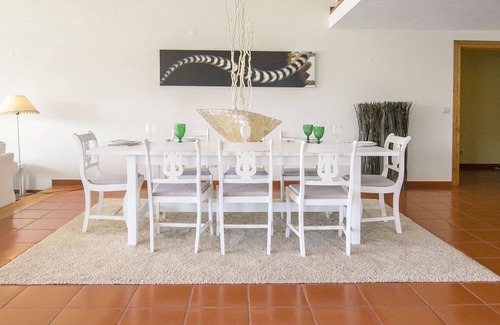 Ferreira do Zezere Villa | Modern villa at walking distance to the river dam of Castelo de Bode