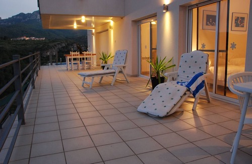 Les Planes del Rei Apartment | modern villa/apartment - fantastic views and private pool in Les Planes del Rei