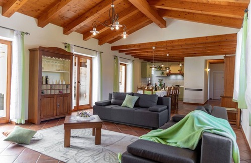 Hrboki Villa | Modern Villa for 10 persons is settled in the small village of Barban