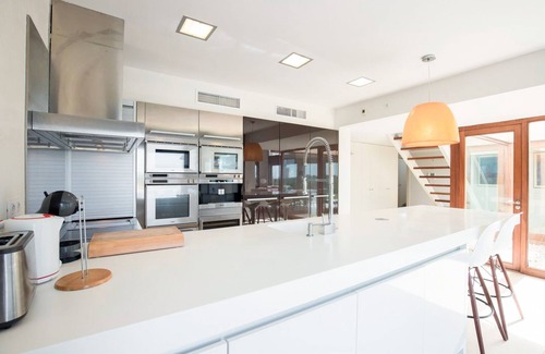 Es Canutells Villa | Modern Villa "Forma Nou" with Sea View and Pool