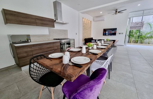 Ejidal Villa | Modern Villa + Good location + private pool + AC +Sleeps12
