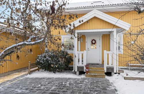 Gashaga Villa | Modern Villa i Älta, Stockholm