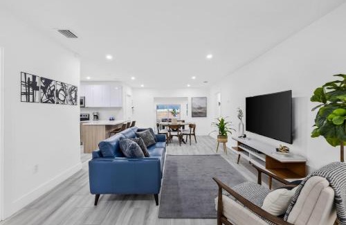 Buena Vista House | Modern villa in Design District !