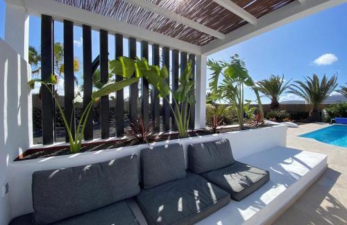 Lajares Villa | Modern villa in Lajares with private pool