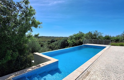 Tavira Villa | Modern villa in peaceful rural location close to Tavira with wonderful sea views