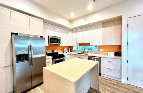 Chatsworth Villa | Modern Villa in West Hills