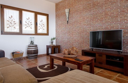 La Asomada Villa | Modern Villa With Incredible Ocean Views, Private Pool, Spacious Terrace and Wi-Fi