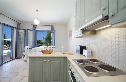 Matsoukata Villa | Modern Villa With Private Pool And Outstanding Sea Views