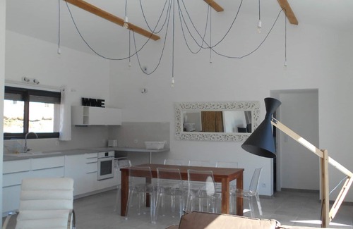Propiac Villa | Modern villa with private swimming pool in the middle of the hills in Southern Drôme Provençale