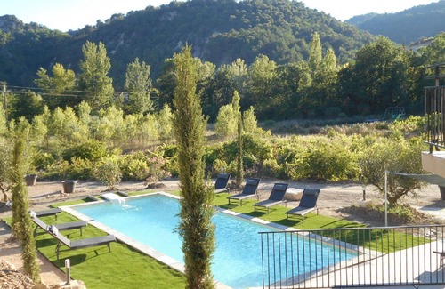 Propiac Villa | Modern villa with private swimming pool in the middle of the hills in Southern Drôme Provençale