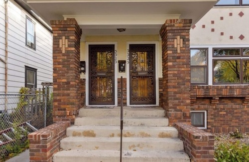 Powderhorn House | Modern Vintage Duplex Retreat: Cozy & Charming