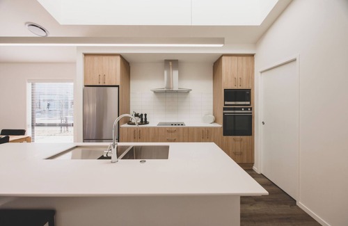 Lake Hawea House | Modern Vista - Lake Hawea Holiday Home