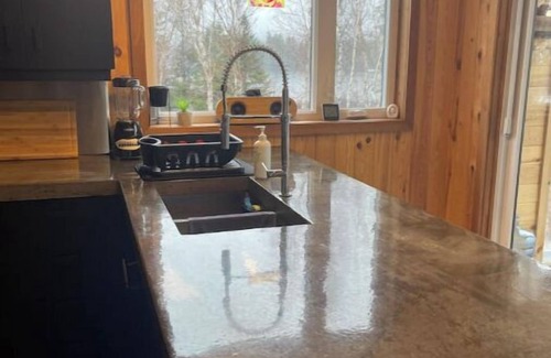 Portneuf Regional County Municipality Ski Chalet | Modern, warm and intimate chalet