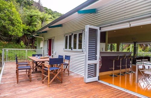 Nydia Bay House | Modern Waterfront Home away from Home with views - Boat access only!