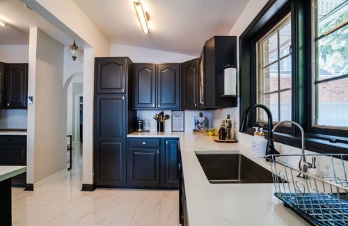 Augusta Cottage | Modern Waterfront Cottage With Heated Pool by 1000 Islands!