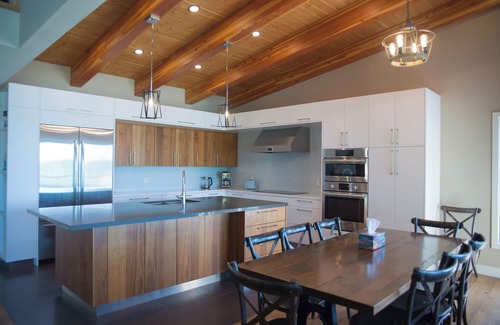 Ramara Cottage | Modern Waterfront Cottage Retreat: Everything You Need, Right on the Water
