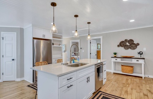 Savannah House | Modern Waterfront Cottage on Wilmington by Lucky Savannah