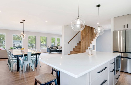 Flanders House | Modern waterfront home in Flanders, close to Riverhead, views of Flander's Bay