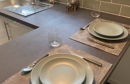 Upton Cheyney Apartment | Modern well designed 1 bedroom apartment, with car parking