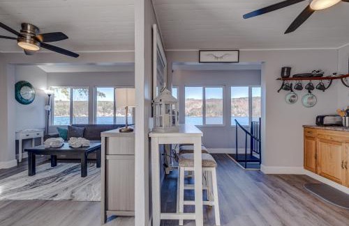 Alton Bay House | Modern Winnipesaukee Lake Front Retreat (Venice)