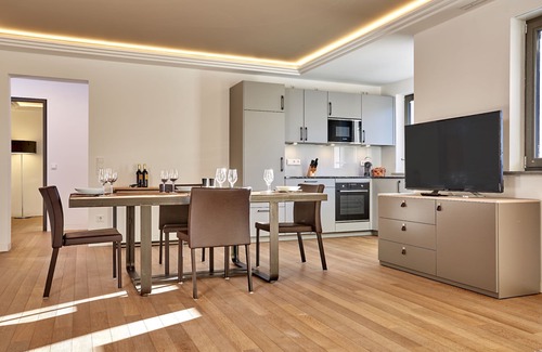 Murnau am Staffelsee Apartment | MODERN with FLAIR the TRADITION- 116sqm EC + UG - opt. 4 pers. -Terrace u. garden