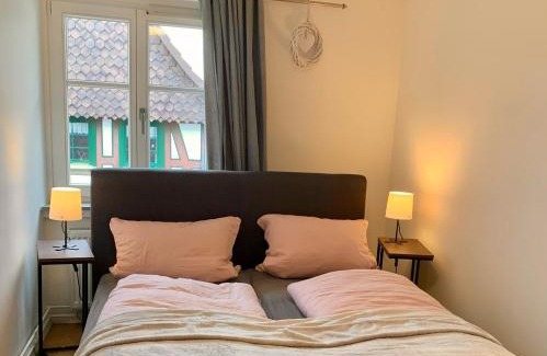 Wolfhagen Apartment | Modern wohnen im Fachwerkhaus im Herzen Wolfhagens - 2 Schlafzimmer, Parkplatz