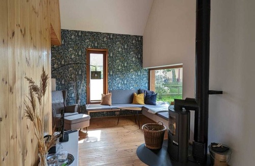 Loissin House | Modern wooden house on the Bodden with two apartments that can be combined