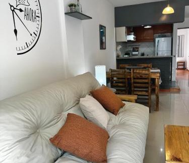 Comuna 15 Apartment | Moderna propiedad de 2 ambientes - hasta 4 personas - Cerca del subte "B"