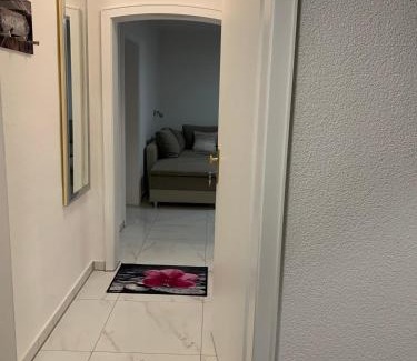 Ketsch Apartment | Moderne 2 Zimmer Wohnung mit Vollausstattung