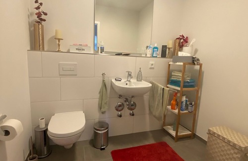Uberseestadt Apartment | Moderne 3 Zimmer Ferienwohnung an der Weser