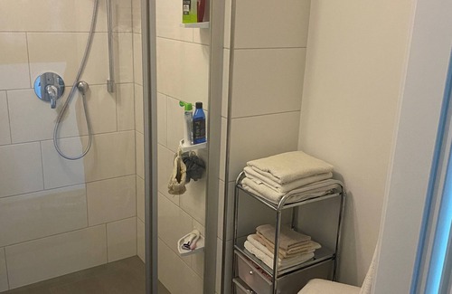 Uberseestadt Apartment | Moderne 3 Zimmer Ferienwohnung an der Weser