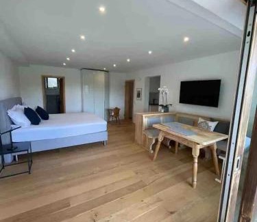 Sonnen Apartment | Moderne Alpenwohnung Garten&Natur