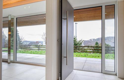 Ehrenfeld Apartment | Moderne Ferienwohnung in Bergisch Gladbach