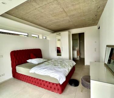 Ehrenfeld Apartment | Moderne Ferienwohnung in Bergisch Gladbach