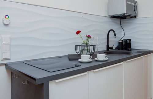 Kammerstein Apartment | Moderne Ferienwohnung mit Balkon