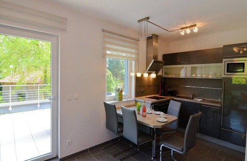 Tabarz Apartment | Moderne Ferienwohnung in Waldnähe in Tabarz