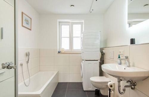 Haunsheim Apartment | Moderne Ferienwohnung in Haunsheim mit Terrasse