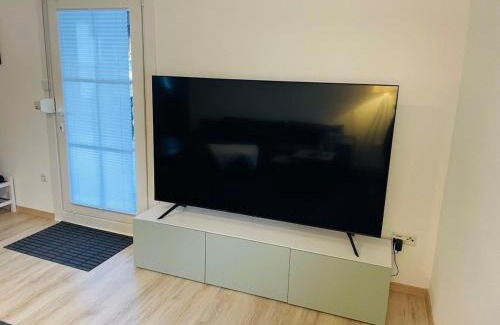 Friedewald Apartment | Moderne Ferienwohnung nahe Schloss und Dreienberg