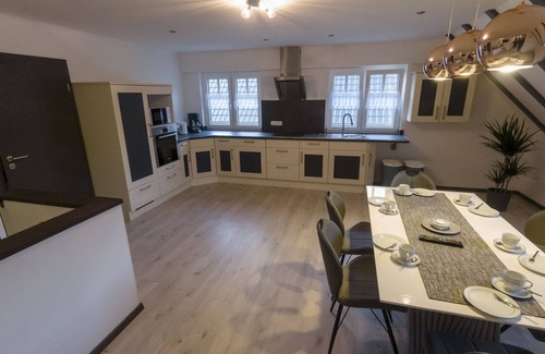 Strackholt Apartment | Moderne Ferienwohnung im Herzen Ostfrieslands