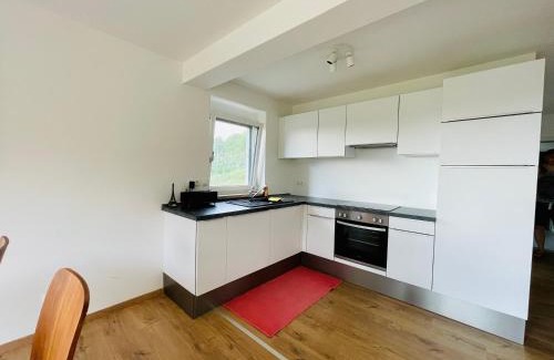 Hilpoltstein Apartment | Moderne Ferienwohnung am Rothsee