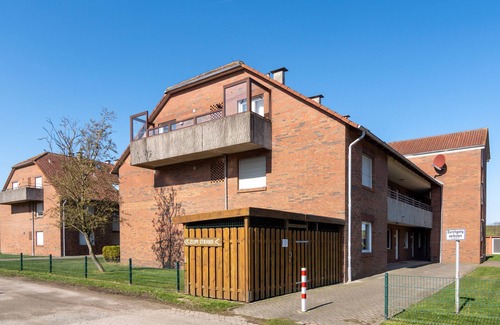 Norddeich Apartment | Moderne Ferienwohnung in Direkter Deichlage in Norddeich. 2 Personen + Kleinkind