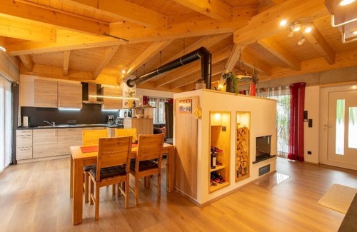 Pleystein Apartment | Moderne Ferienwohnung Hochberg mit Balkon