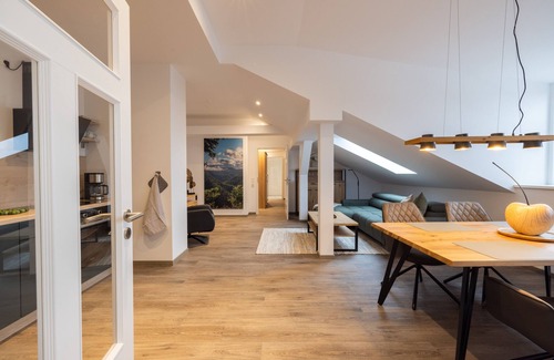 Seesen Apartment | Moderne Ferienwohnungen im Seesener Bahnhof. Perfekt für Urlaub & Geschäftsreise