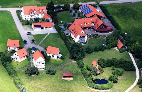 Haundorf Apartment | Moderne FeWo (52m2) mit Terrasse für 2 Erwachsene & 2 Kinder