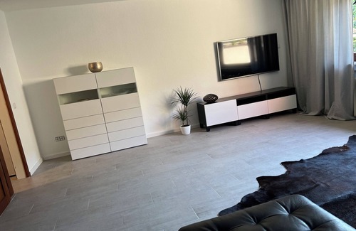 Bad Breisig Apartment | Moderne, Frisch Renovierte Ferienwohnung in Ruhiger Lage - Tolle Wanderwege