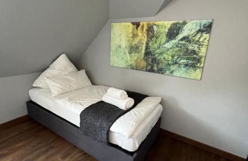 Gersthofen Apartment | Moderne Galerie-Wohnung! Zentral-A8-B17 WIFI