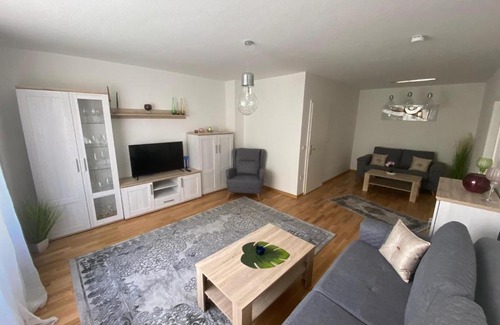 Oberstadt Apartment | Moderne, gemütliche Ferienwohnung Mainz Oberstadt mit WLAN und Parkplatz for Business and Family